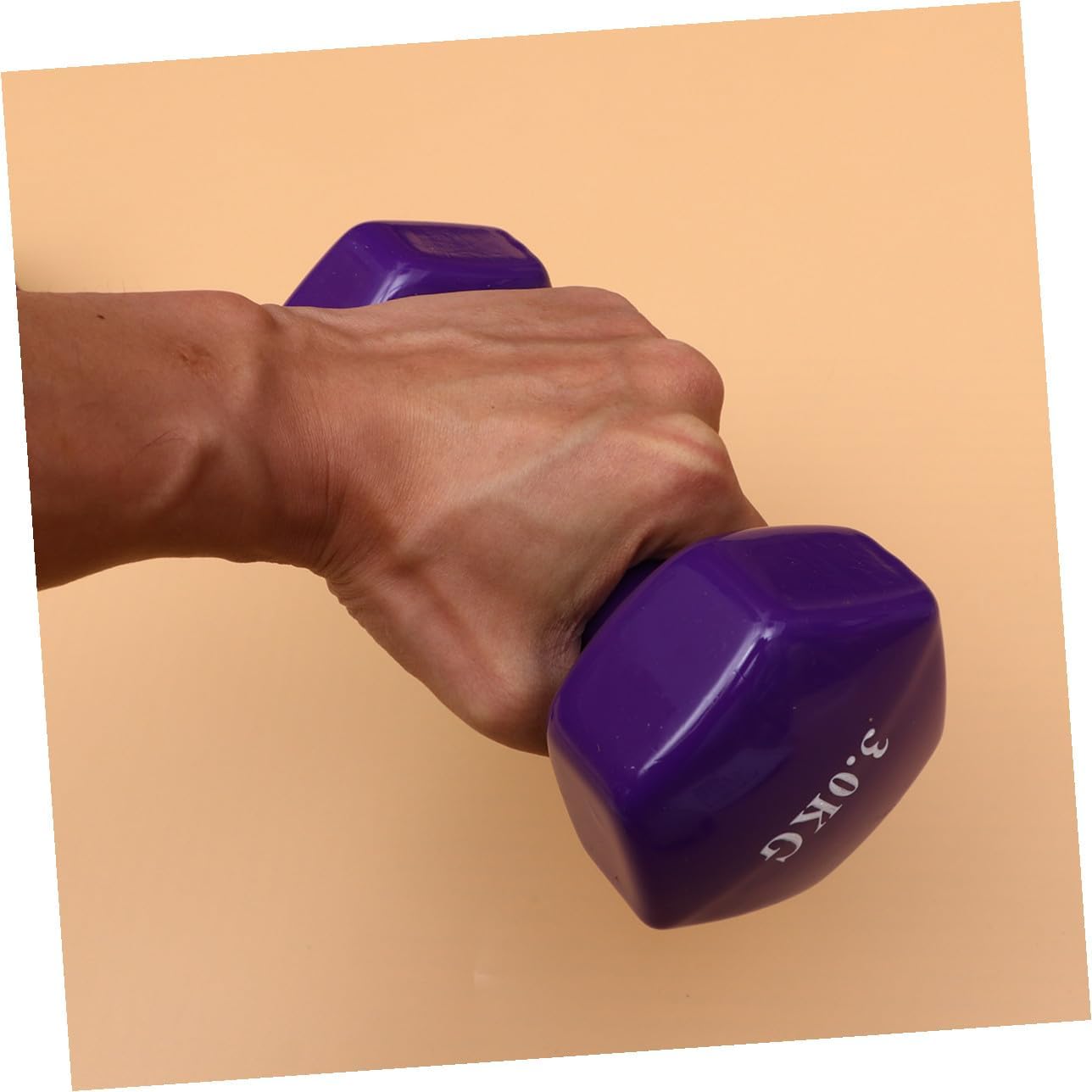 2PCS Plastic Dipped Cast Iron Dumbbells Each Non-slip Hand Weights for Women and Men Unisex Fitness Equipment Gym Training Muscle Strengthening Purple