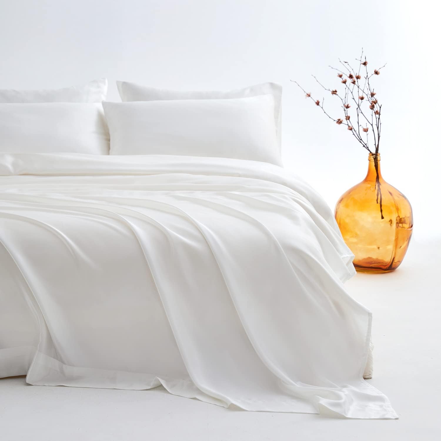 16 Momme 100% Mulberry Silk Bedding Set Full XL Size 4-Piece Luxury (2 Pillowcases, 1 Fitted Sheet, 1 Flat Sheet) - 6A Grade Natural Silk Fits 22-25' Deep Pocket (Solid, Ivory)