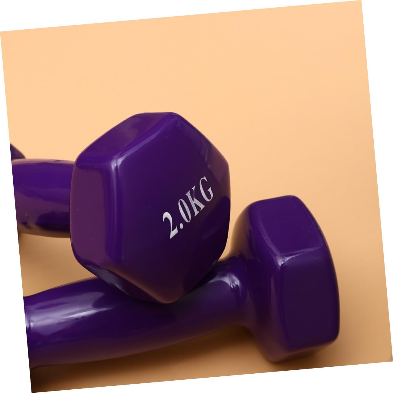 KOMBIUDA 2PCS Purple Plastic Dipping Cast Iron Dumbbells Non-slip Hand Weights Fitness Equipment for Men Women Home Gym Strength Training and Muscle Toning