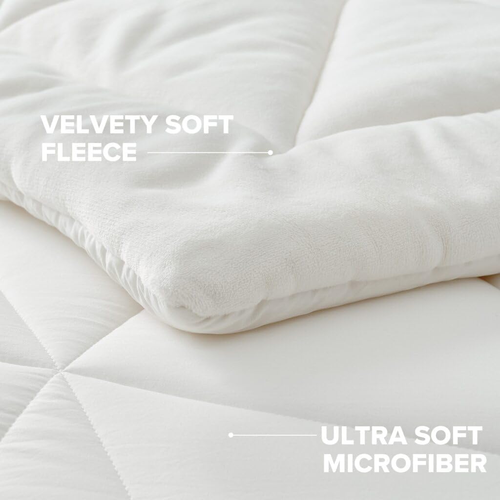 UGG Full/Queen Comforter Set – 3 Piece Luxury Reversible Plush Queen Bed Set with Down Alternative Fill, Soft Comforter Bedding Set with 2 Pillow Shams for Home & Bedroom Decor, White Snow (Corey)