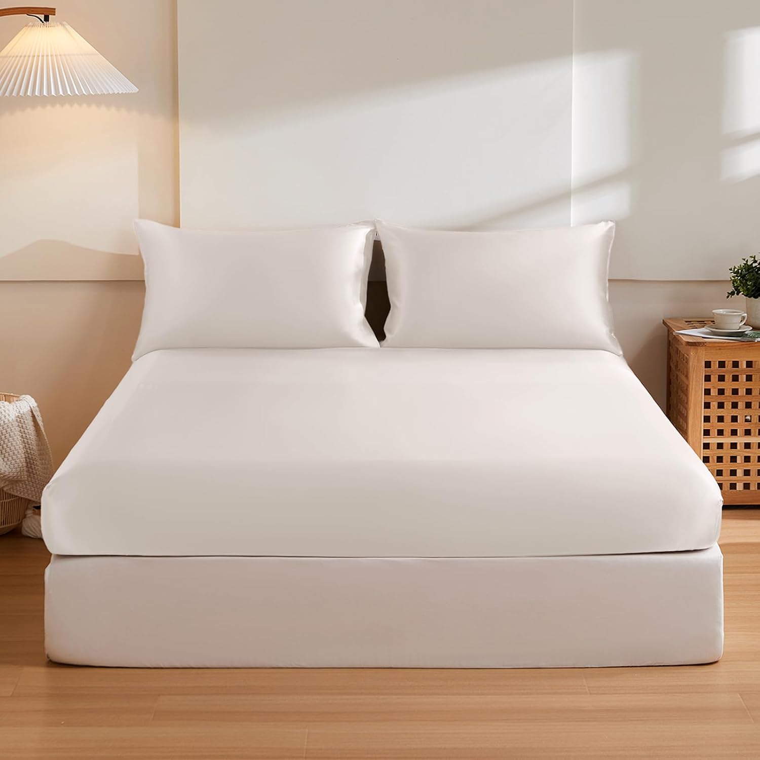 THXSILK 6A+ Top Grade 100% Pure Mulberry Silk Full Fitted Sheet 3Pcs Set Bed Sheets Luxury Bedding for Hair and Skin Breathable Safe Material, 1 Fitted Sheet with 2 Pillowcases, Pearl White