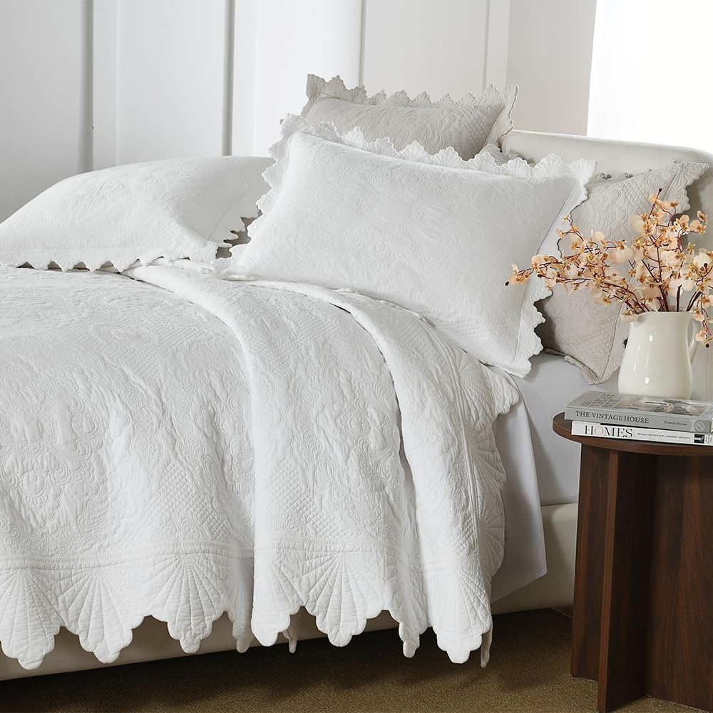 Cotton Quilt Bedding Set Reversible Lightweight Coverlet for All Seasons, 3 Pieces Embossed Floral Solid White Bedspread with Ruffled Edge, Queen Size