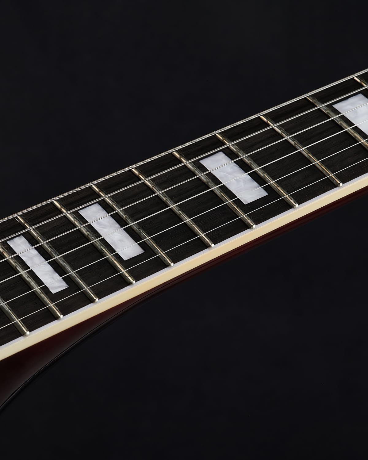 WestCreek Revenge Right Handed Electric Guitar, Heavy Metal Humbucker Pickups, Mahogany Body, Rosewood Fretboard (Green Lizard)