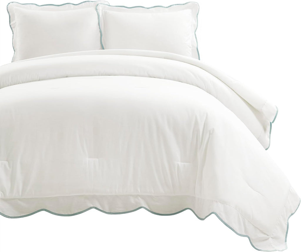 Lush Decor Coastal Chic Scalloped Edge Comforter Set, 3 Piece Set King/California King, Blue & White - King Bedding Set - White Comforter King Size - Coastal Decor