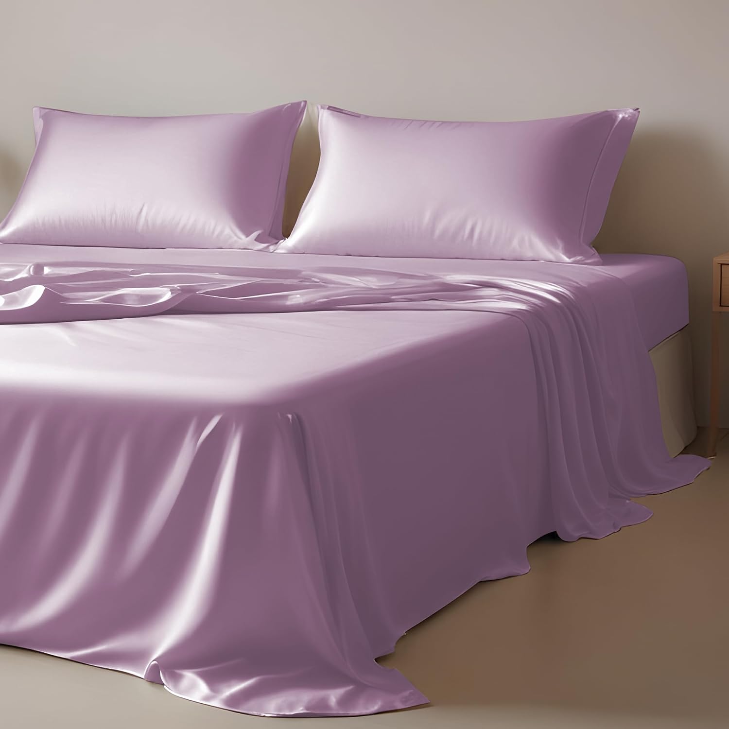 22 Momme 100% Mulberry Silk Bedding Set - 4-Piece Luxury Full Size (2 Pillowcases, 1 Fitted Sheet, 1 Flat Sheet) - Fits 14-16' Deep Pocket (Solid, Lavender)