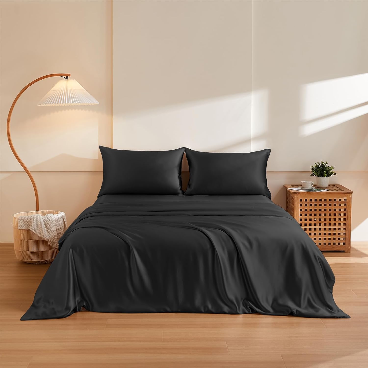 THXSILK 100% Pure Mulberry Silk Duvet Cover Set 3 Piece, 6A+ Grade Luxury Soft Bedding Silk Sheets for Hair and Skin, 1 Pcs Duvet/Quilt/Comforter Cover with 2 Zippered Pillowcases (Black, Twin)