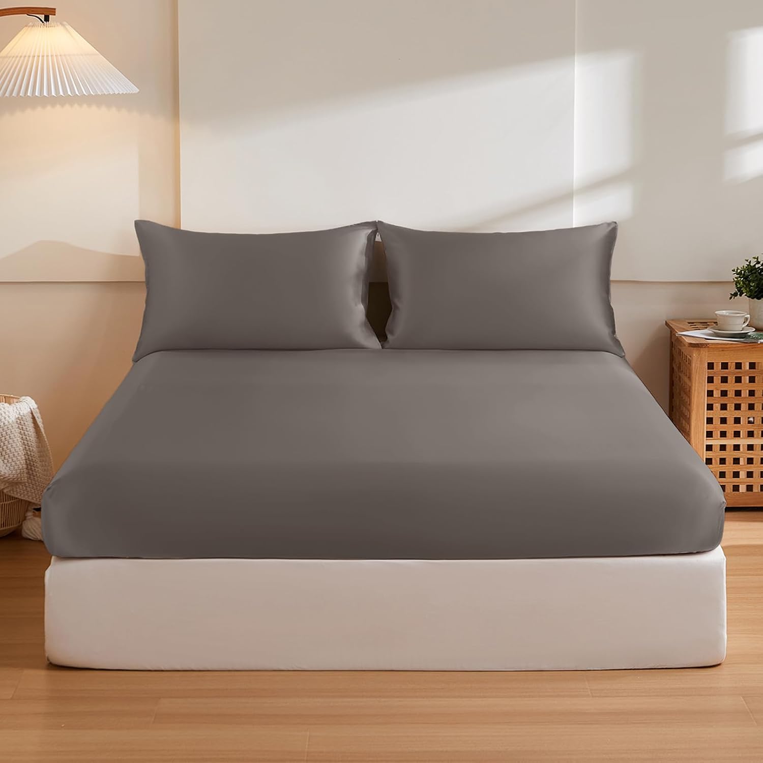 THXSILK 6A+ Top Grade 100% Pure Mulberry Silk King Fitted Sheet 3Pcs Set Bed Sheets Luxury Bedding for Hair and Skin Breathable Natural Materials, 1 Fitted Sheet with 2 Pillowcases, Charcoal