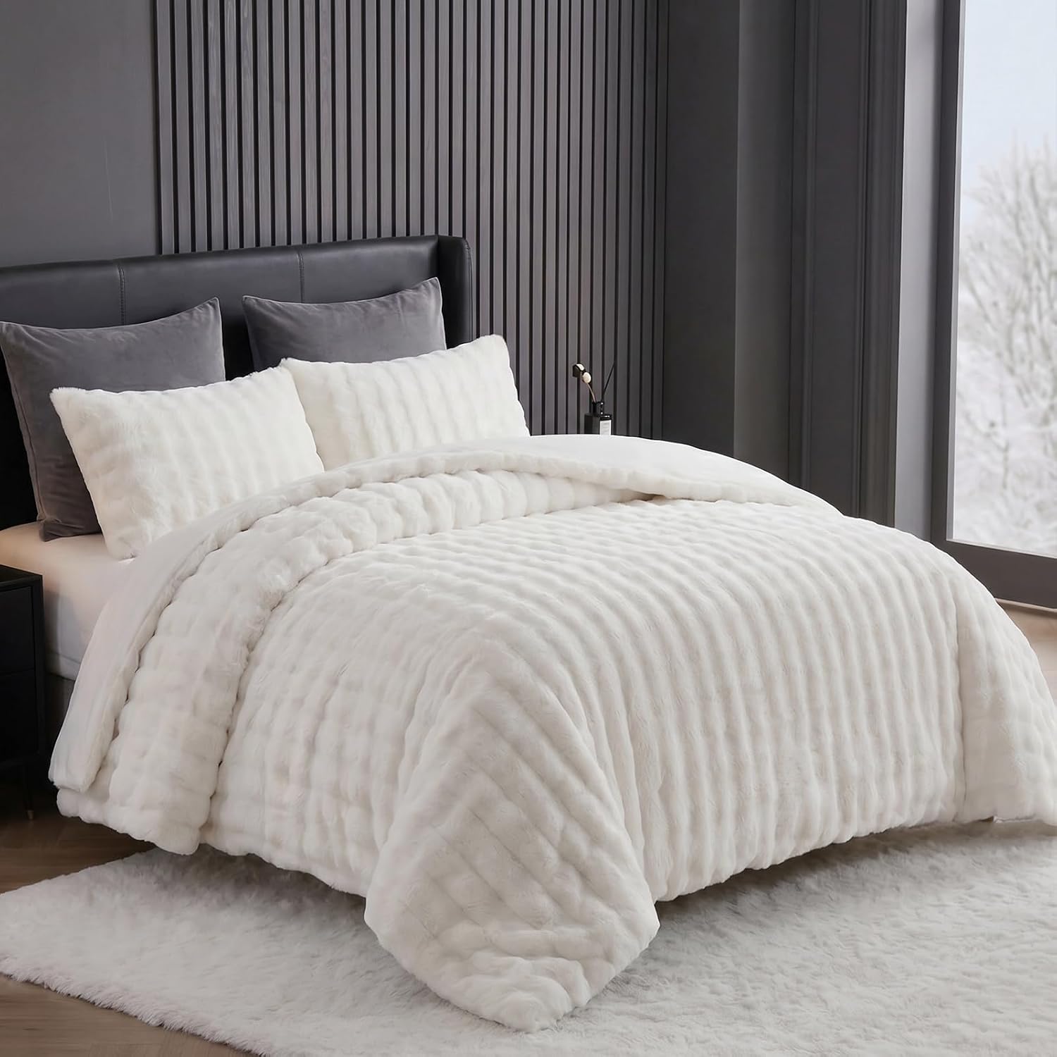 Bedbay White Faux Fur Comforter Set King Size Plush Fluffy Comforter Winter Bedding Set 3 Pcs Soft Cozy Warm Winter Quilts King Size Smoofy Velvet Bubble Rabbit Fur Fuzzy Comforter Luxury Bedding Set