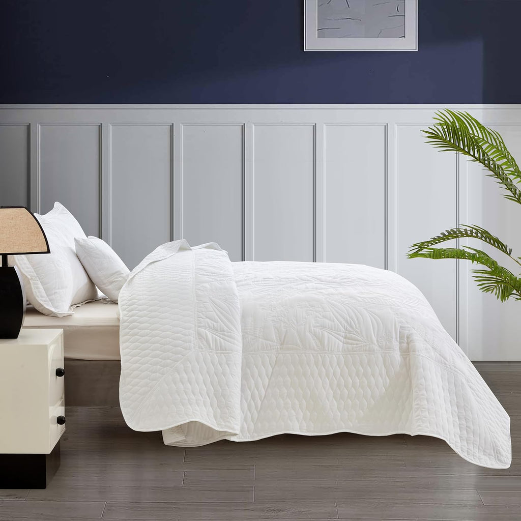 DaisyHuang Botanical Oversized Bedspread Queen Size - Leaves Pattern Stitching Quilt Set - Elegant & Fresh Style Bedding Coverlets, Reversible, Lightweight, 5 Piece, White