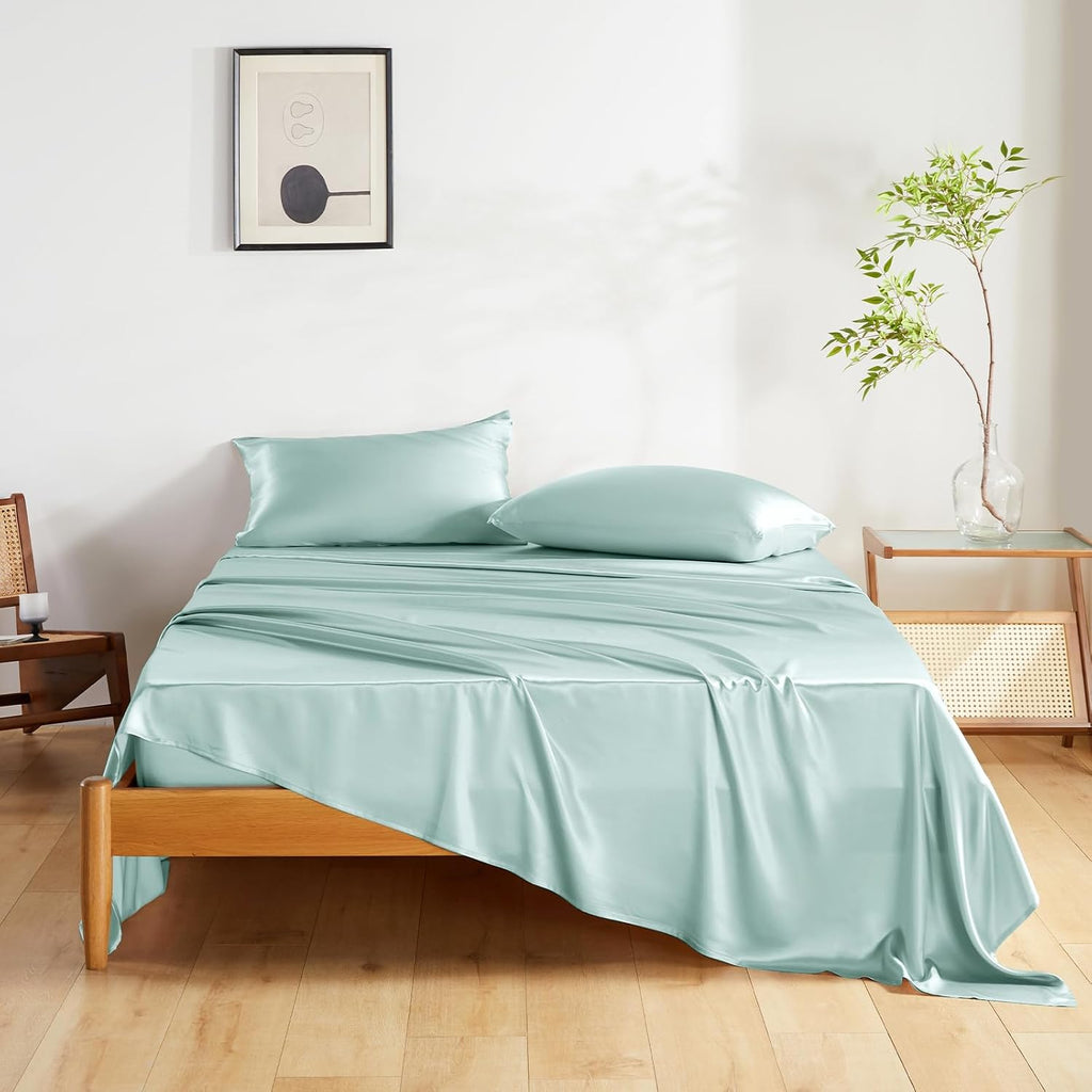 THXSILK Silk Sheet Set 4 Pcs, King Size Sheet Set, Soft Breathable Cooling Bed Sheets with 1 Flat Sheet, 1 Fitted Sheet, 2 Pillowcases with Zipper Closure, Light Blue