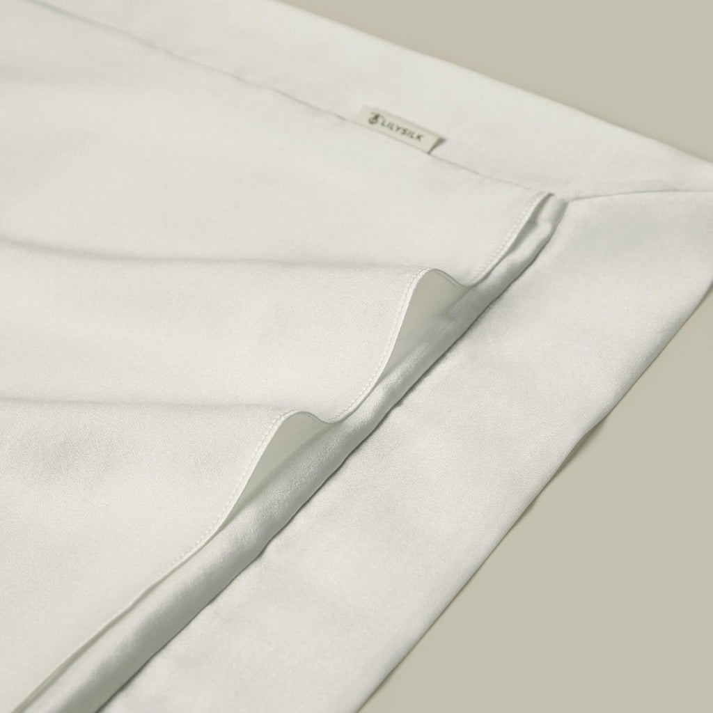 LILYSILK 100% Silk Border Pleats Pillowcase for Hair and Skin Contrast Color Envelope Closure Pillow Case Queen Blue