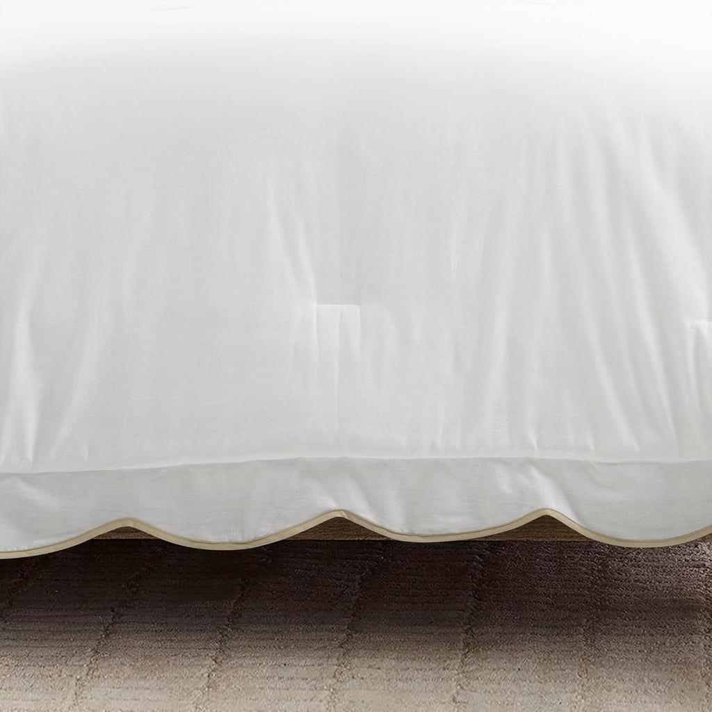Lush Decor Coastal Chic Scalloped Edge Comforter Set, 3 Piece Set King/California King, Neutral & White - King Bedding Set - White Comforter King Size - Coastal Decor