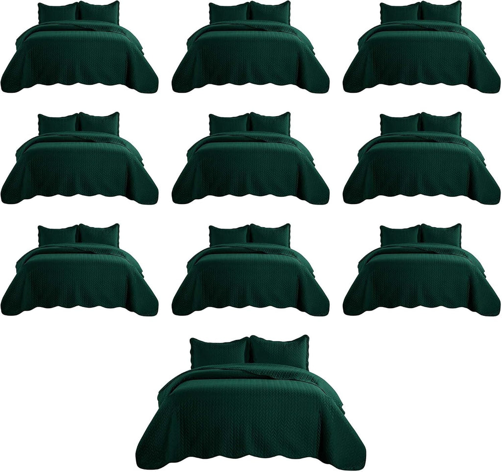 MOONLIGHT20015 Twin Quilt Bedding Set (68' x 86') - Bulk Pack of 10 Wholesale for Hotels, Guest Bedroom & Airbnbs - Lightweight Microfiber Reversible Embossed Quilts Bedspreads (Emerald)