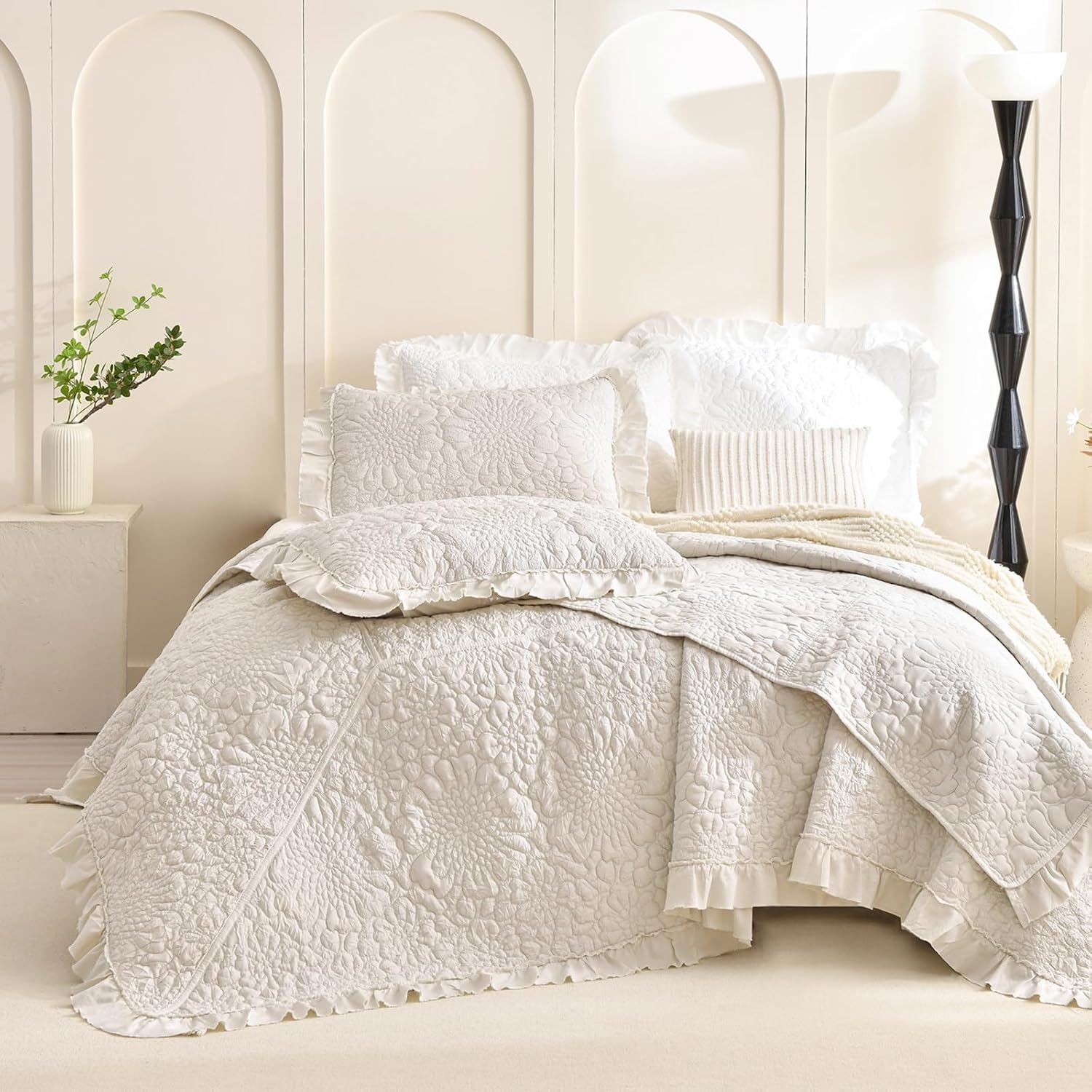 Lady Ann Wheat Quilt Sets Queen 102x118,Stone-Washed Lightweight Ruffle Coverlet, 3Pcs Quilted Crinkled Shabby Bedspread Set Farmhouse Rustic Bedding Set for All Season