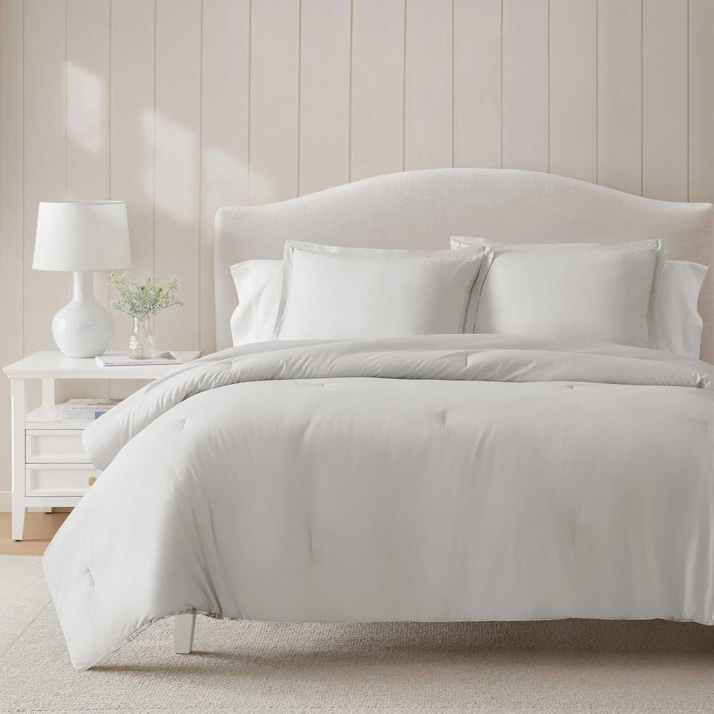 Martha Stewart - Queen Duvet Cover Set, Smooth Sateen Front with Subtle Sheen & Lightweight Cotton Percale Reverse, 3 Piece Bed Set with Matching Pillowcases (Avery Floral Grey)