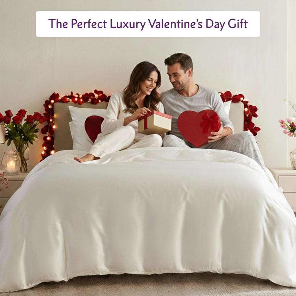 Mulberry Park Silks - 22 Momme 100% Mulberry Silk Sheets - Full Size Bed Set - 16' Pocket - Luxurious Bed Sheets & Pillowcases, Skin-Friendly & Breathable - Charmeuse Silk for Hair Care - White
