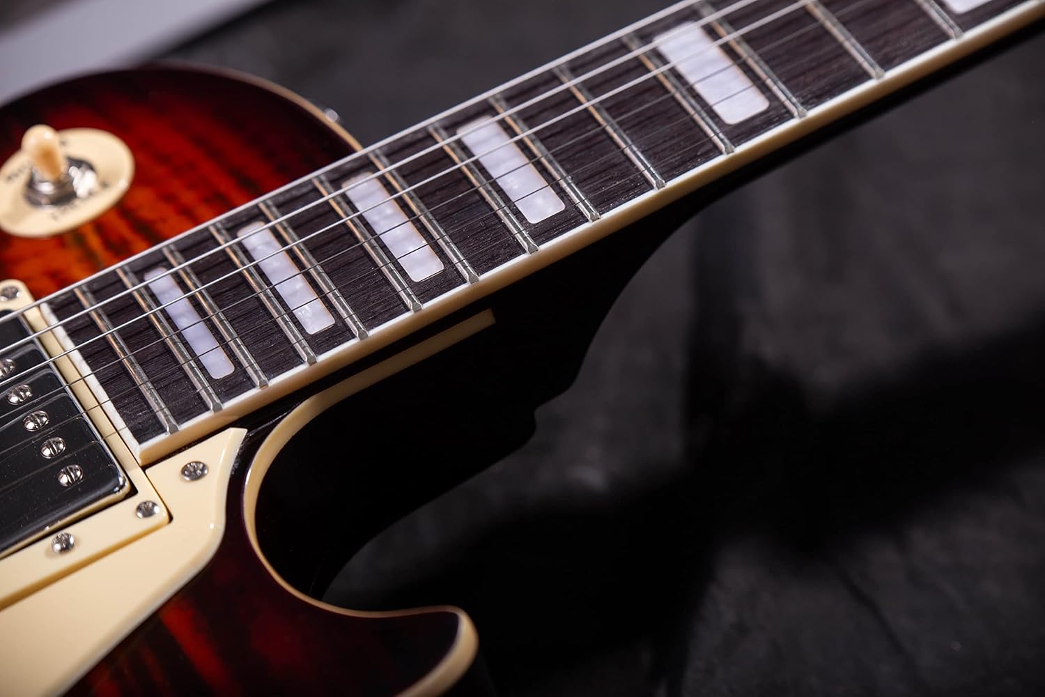 Grote Electric Guitar Solid Body LPYS-006 Maple Neck, Stainless Steel Frets, Ideal for All Levels, with Gigbag(VS)