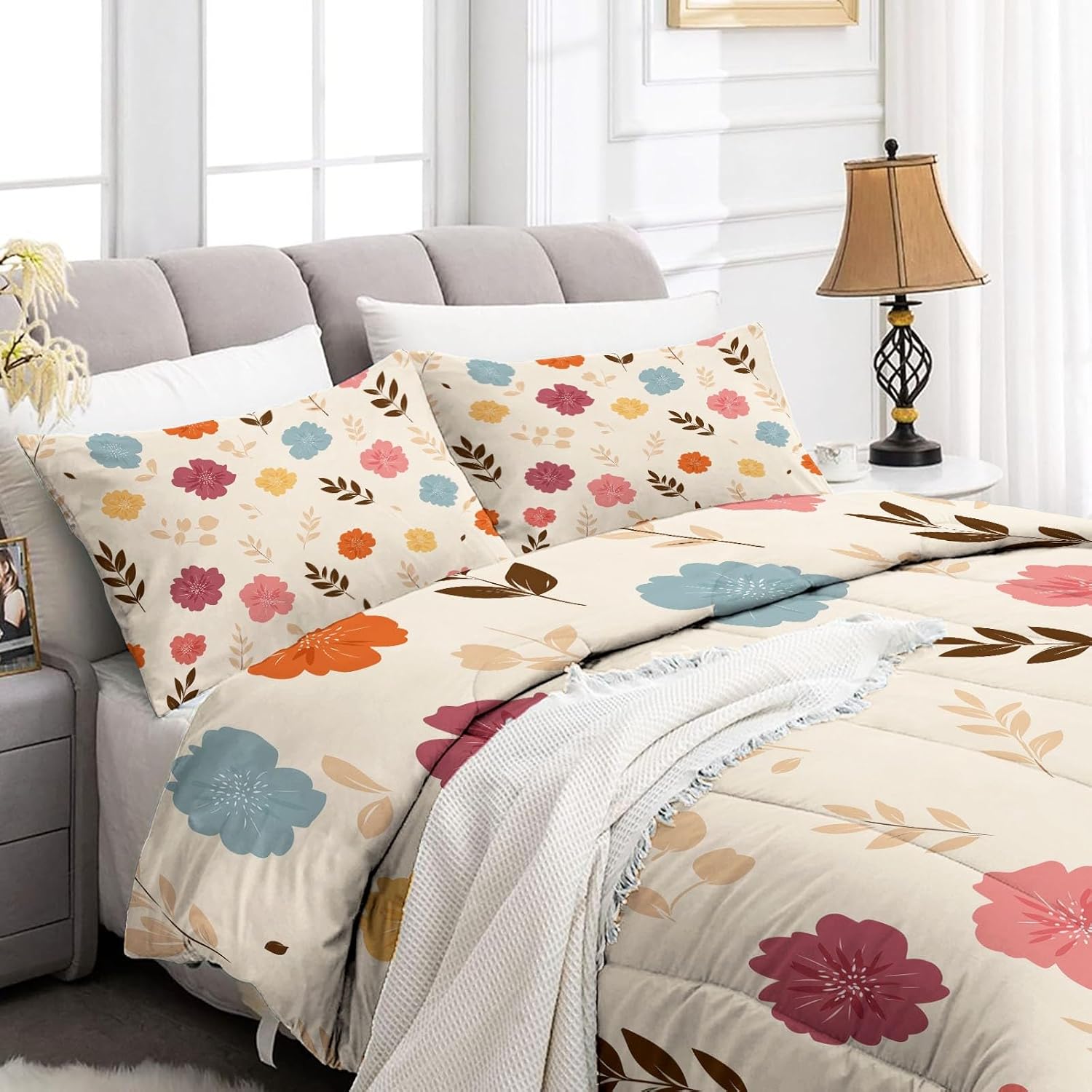 Beige Reversible Comforter Set King, Hand Drawn Plants Flowers Printed Comforter Set 3-Piece with 1 Comforter & 2 Pillowcases, Soft Microfiber Quilted Bedding for All Season