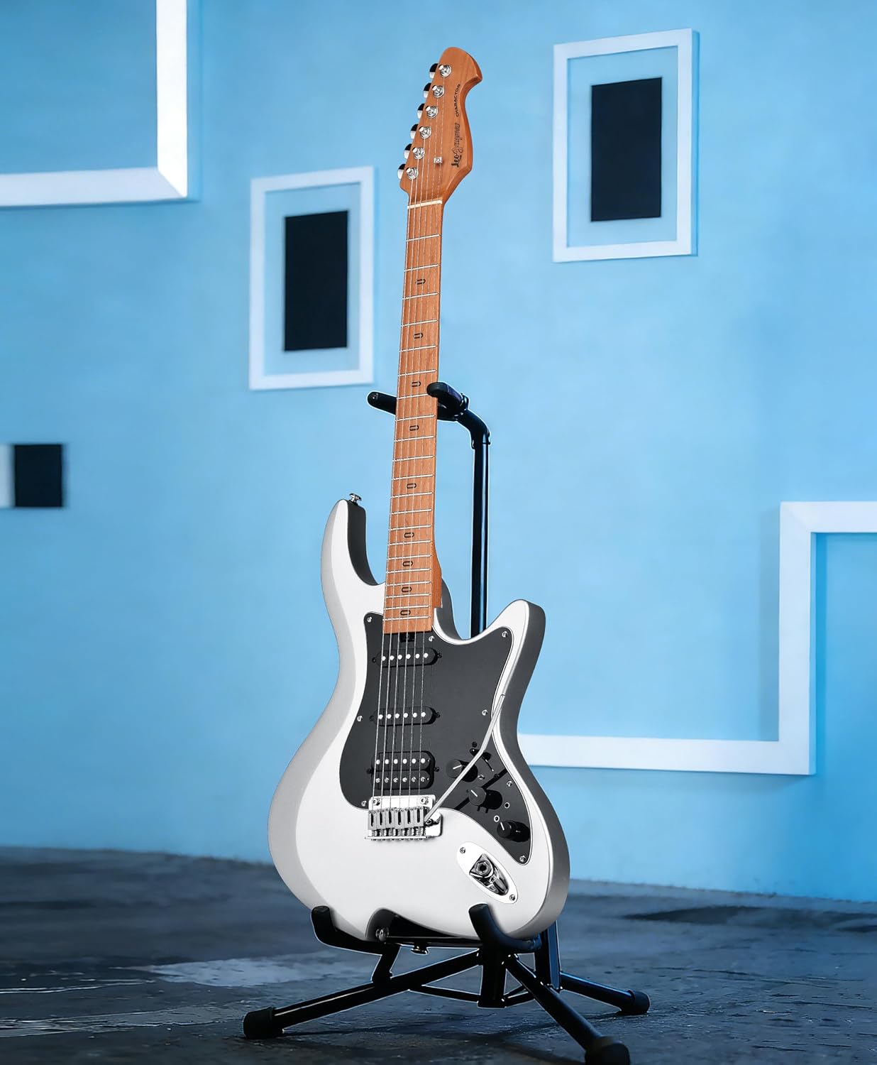 Leo Jaymz Character Series Electric Guitar with Roasted Maple Neck, SSH Active Pickups, Built-in Multi-Effects & Vintage Tremolo(Matte Silver)
