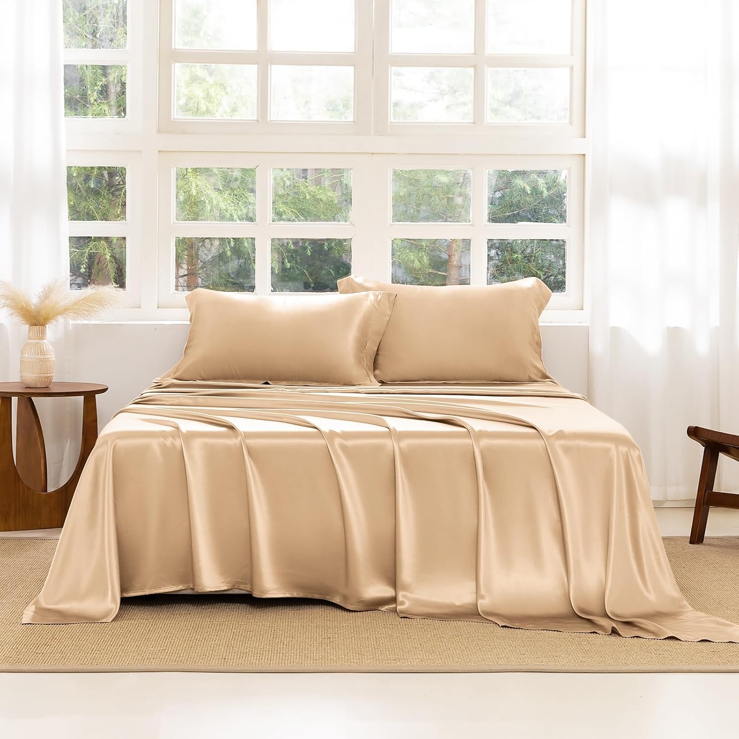 THXSILK Silk Sheet Set 4 Pcs, King Size Sheet Set, 22 Momme 7A+ Silk Sheets, Soft and Breathable Bed Sheets with 1 Flat Sheet, 1 Fitted Sheet, 2 Pillow Shams, Champagne