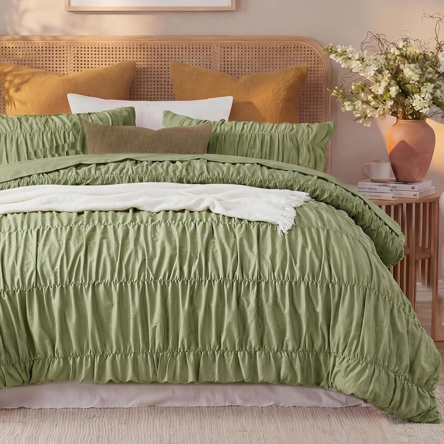 Bedbay Ruched Comforter Set King Size,100% Cotton Boho Bedding Set,Avocado Green Cinched Fluffy Comforter for Bedroom,3 Pcs Vintage Ruffle Bedding Aesthetic Room Decor for All Seasons