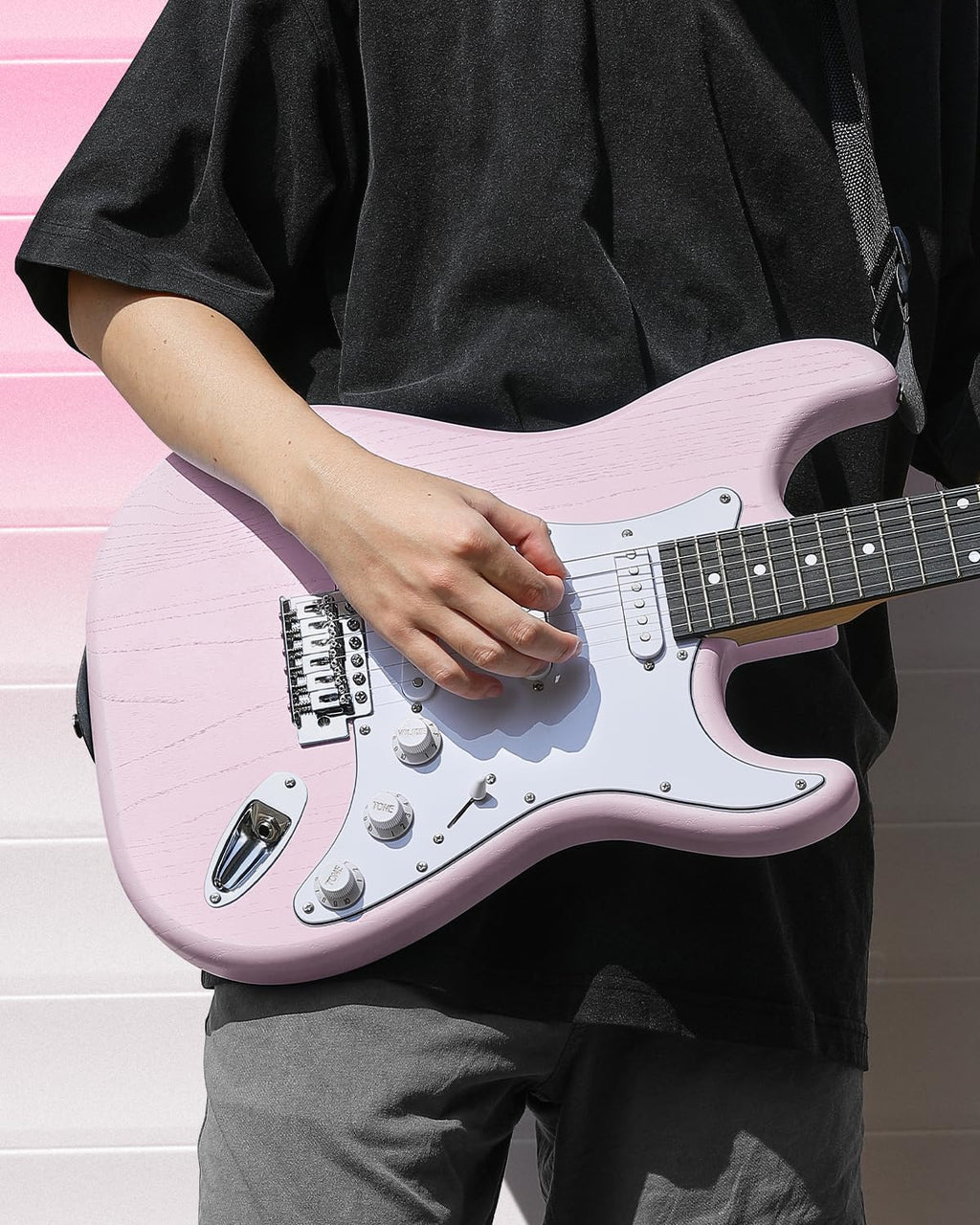 DONNER DST-80 Electric Guitar 39' Beginner Electric Guitar Kit with Amp, Classic SSS Pickup Complete with Gig Bag, Tuner, Capo, Strap, Picks, and Free Online Lessons