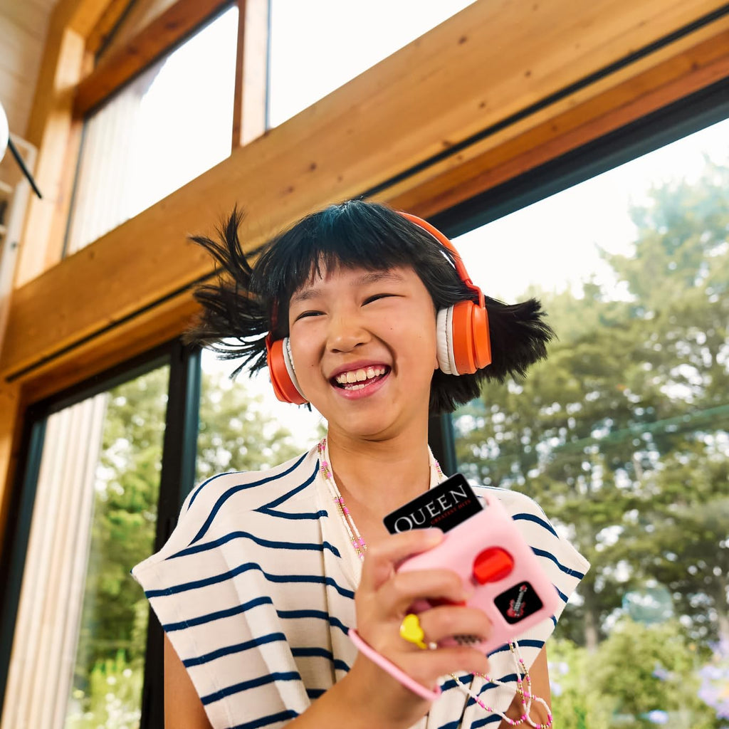 Yoto Mini (2024 Edition) + Disney Pixar Bundle – Kids Screen-Free Bluetooth Audio Player, All-in-1 Travel Device for Stories Music Podcast Radio White Noise, Use as Speaker or with Headphones