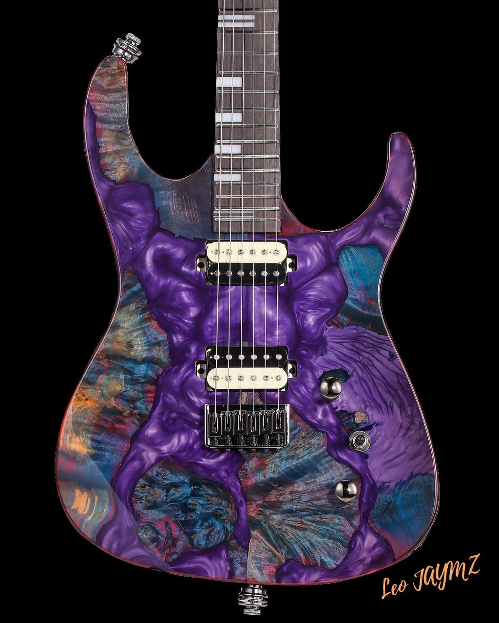 Leo Jaymz Electric Guitar Hurricane Deluxe Series, Burl Top, Mahogany Body, Roasted Maple Neck, Rosewood Fretboard, Locking Tuners, Rounded Frets, Case (Violet Deluxe)