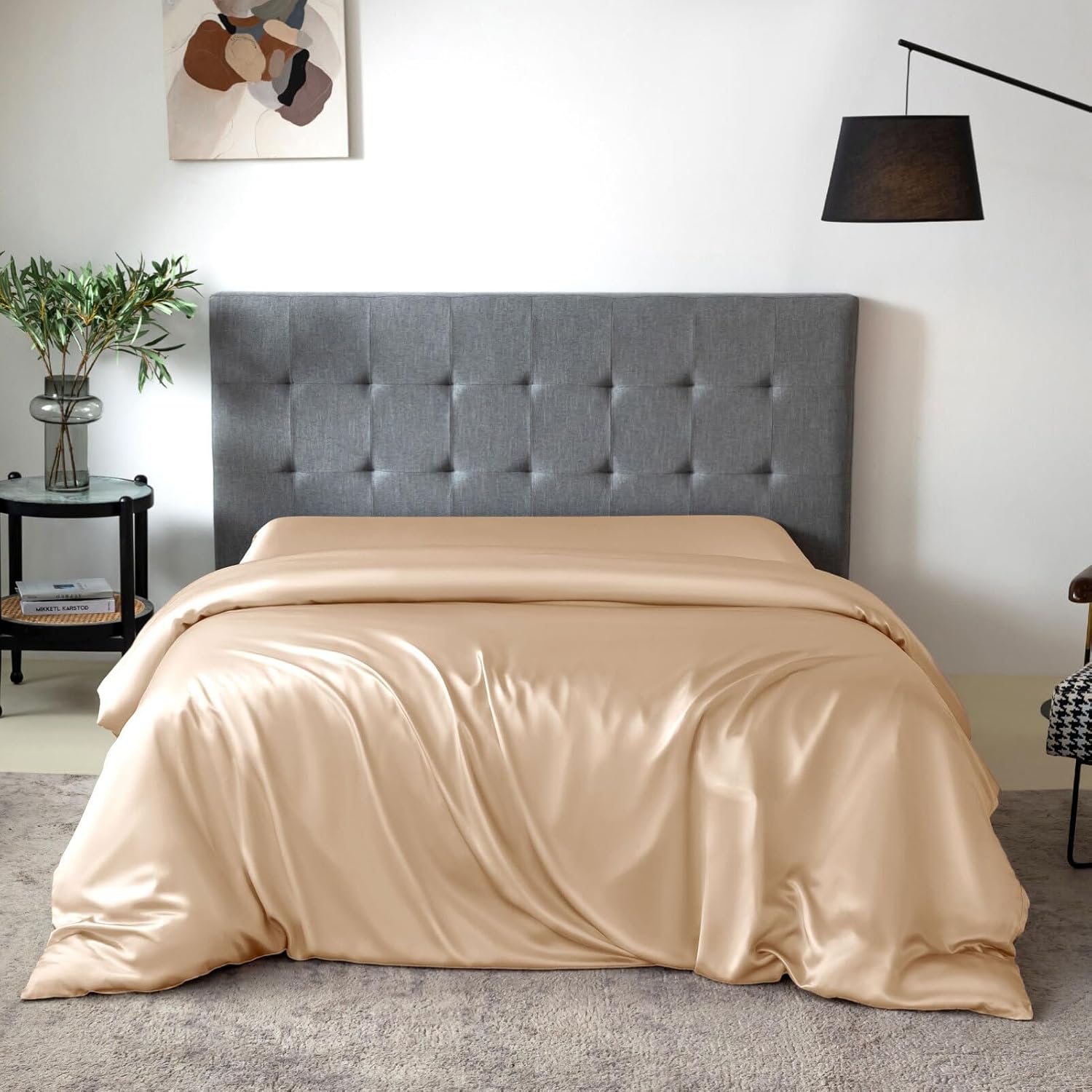 THXSILK Silk Duvet Cover, 100% 7A+ Mulberry Silk Comforter Cover, Seamless, Breathable, Easy Care Zipper Closure, 1 Duvet Cover Only - Queen, Champagne
