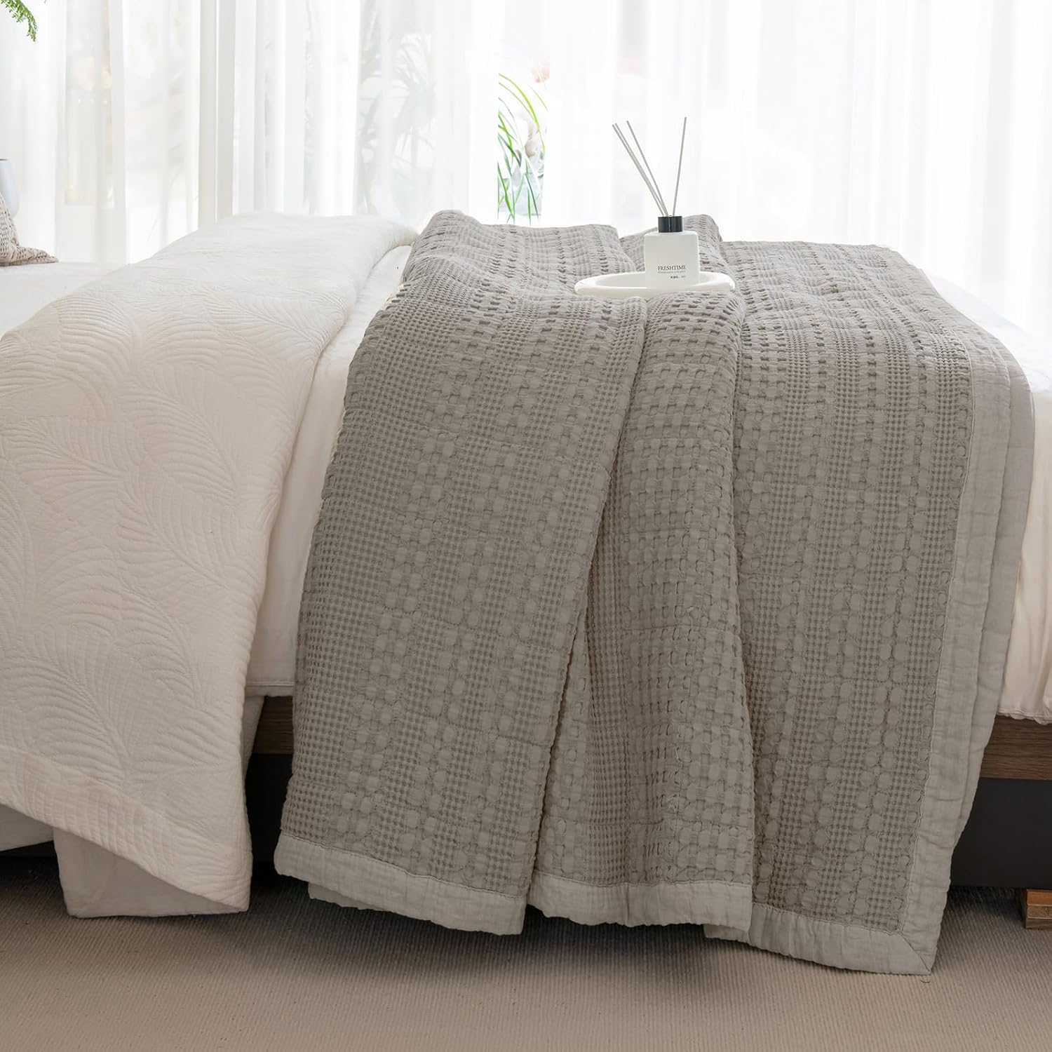 Sanracie Oversized King Quilt (120'x120'), Cotton Dark Khaki Waffle Weave Quilt Sets 3Pcs Lightweight Breathable Quilt Bedding Set Luxury Soft Bedding Coverlet for All Seasons