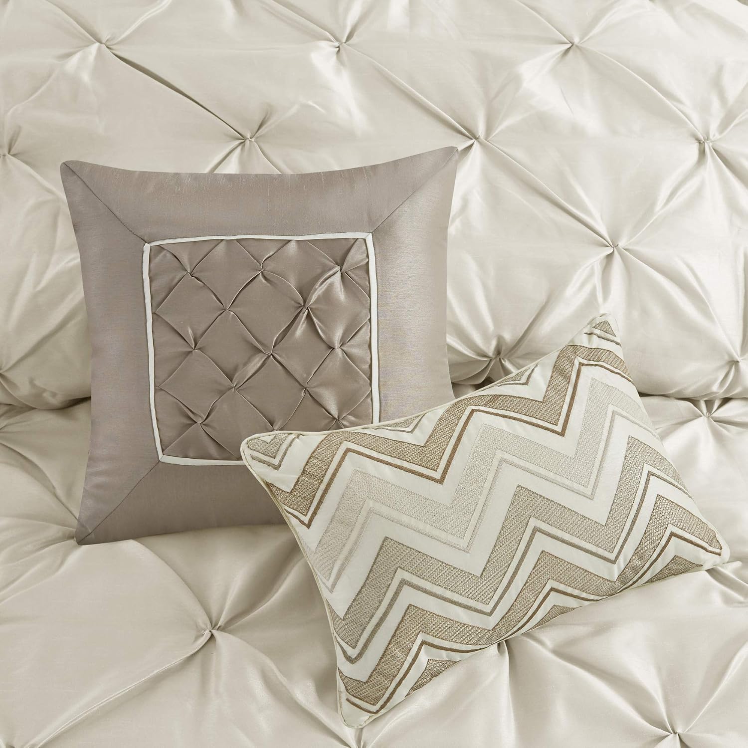 Madison Park Laurel Cozy Comforter Set - Traditional Tufted Faux Silk Design, All Season Down Alternative Bedding with Matching Shams, Decorative Pillow, Ivory King(104'x92') 7 Piece