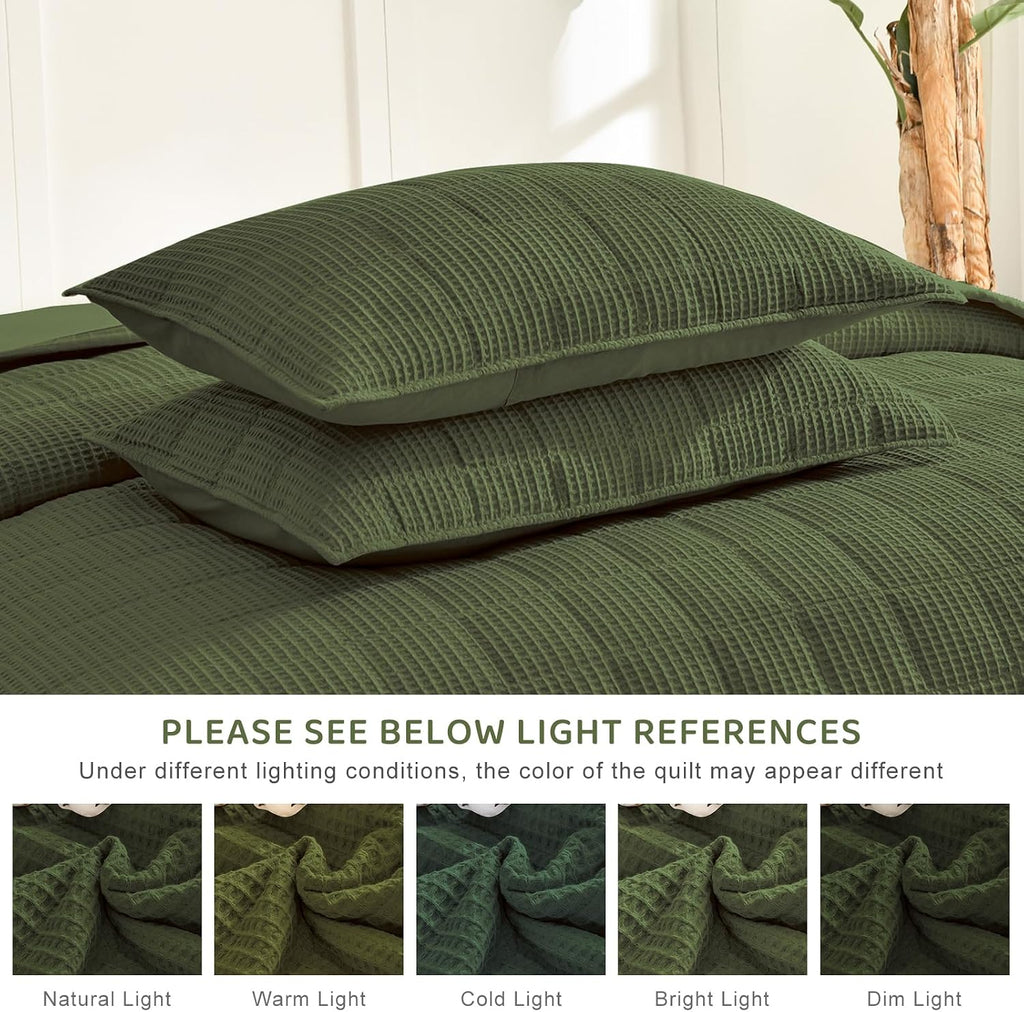 Sanracie Oversized King Quilt (120'x120'), Cotton Olive Green Waffle Weave Quilt Bedding Set 3Pcs Extra Wide Large Soft Breathable Luxury Aesthetic Bedding Coverlet for All Season