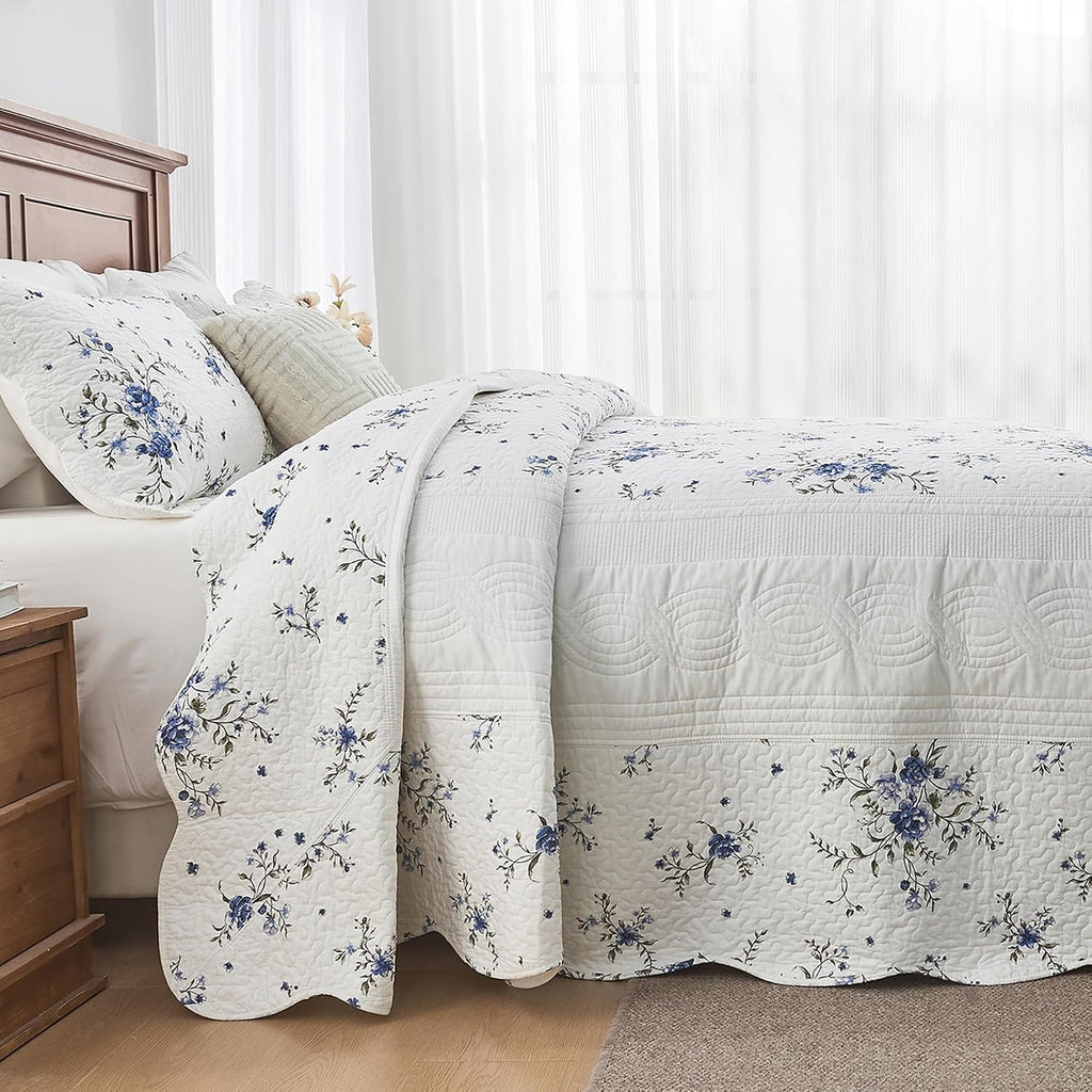 Floral Bedspreads King Size Extra Wide, 128x120 Oversized Quilt Bedspread Coverlet, 100% Cotton Blue and White Bedding Set with Shams, Lightweight Soft Quilted Thin Comforter, 3 Piece