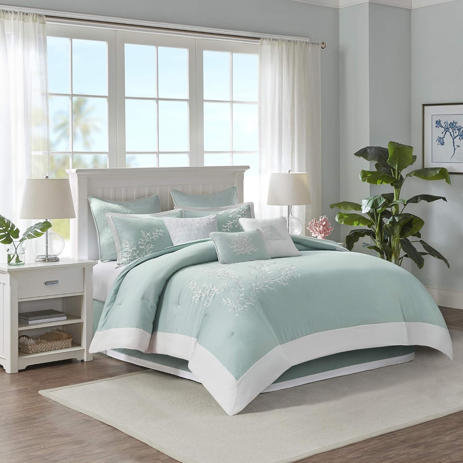 Harbor House Cotton Comforter Set - Coastal Oceanic Sealife Design, All Season Down Alternative Bedding with Matching Shams, Bedskirt, Twin(72'x90'), Coastline, Coral Aqua, 3 Piece