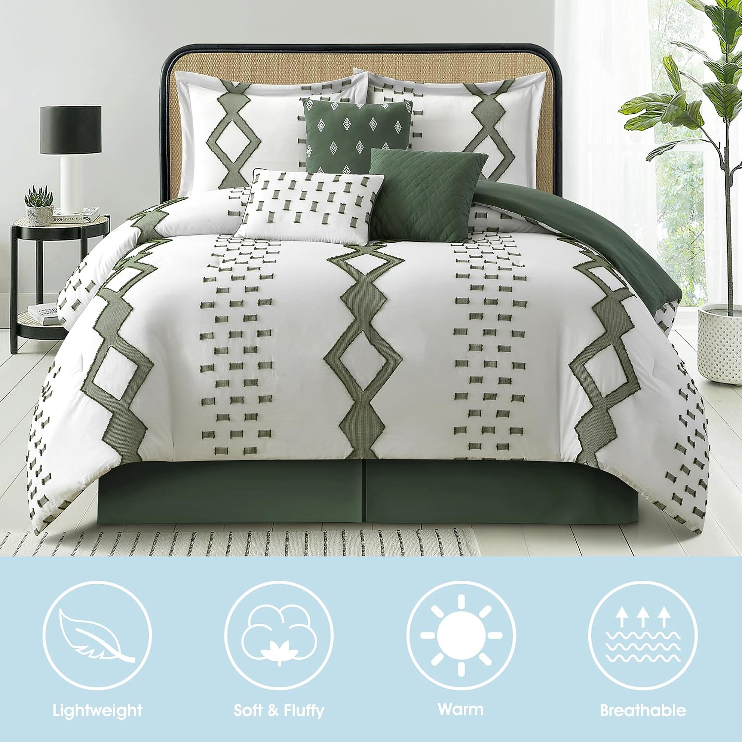 LANCO MODERN LIFESTYLE 7 Piece Green and White Comforter Set, King, Boho Home Decor, Geometric Clip Pattern Bedding Set for All Seasons, Bed in a Bag, Bedskirt, Shams and Decorative Pillows