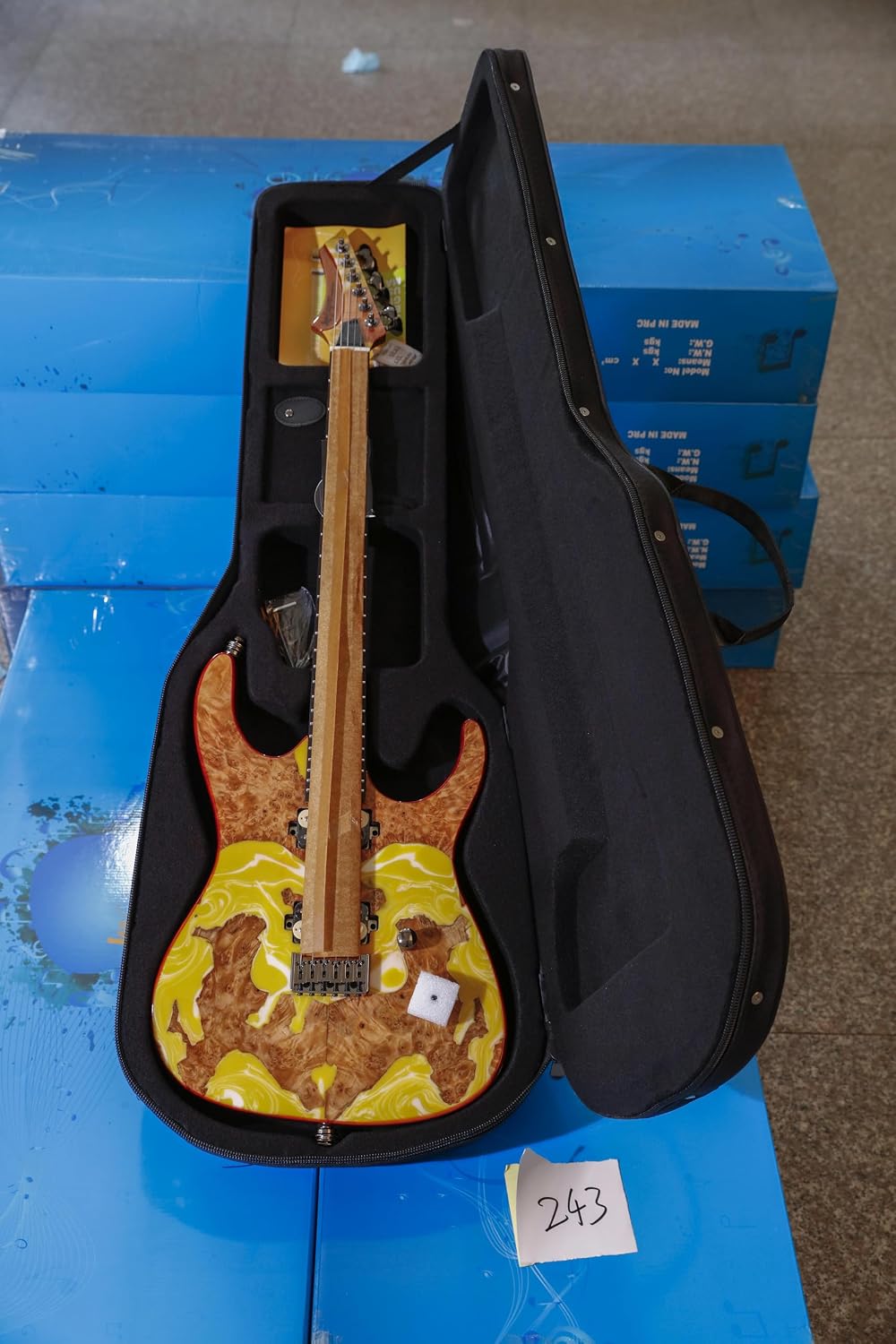 Leo Jaymz Electric Guitar Monsoon Deluxe Series, Reverse Headstock, Burl Top, Mahogany Body, Roasted Maple Neck, Rosewood Fretboard, Case and Capo(YC-2005-243)