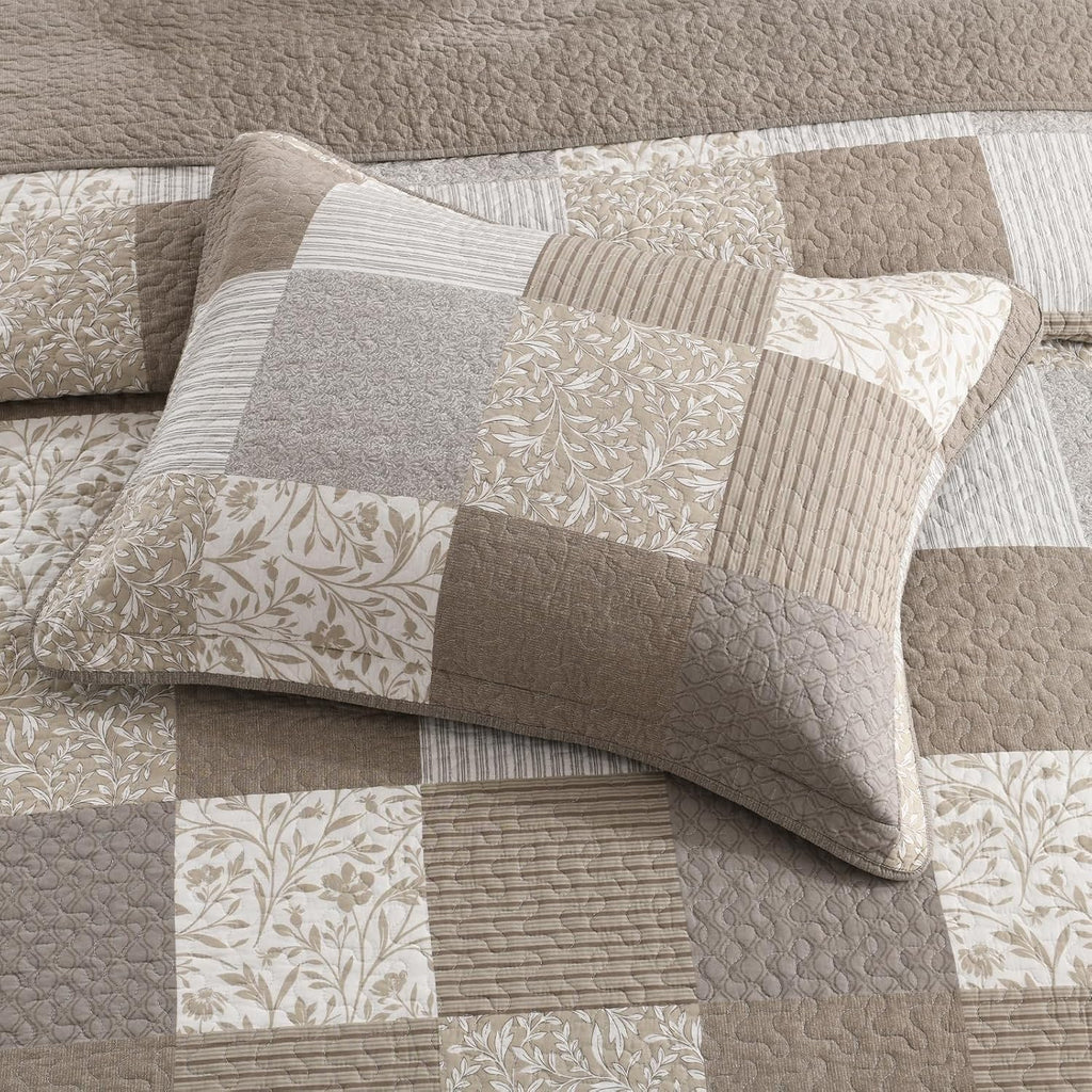 Plaid Bedspread 128'x120' Oversized California King Bedspread, 100% Cotton XL Oversized King Quilt, Lightweight Farmhouse Quilted Bedspreads Coverlet Set, Gray/Beige/Brown, 3 Pcs