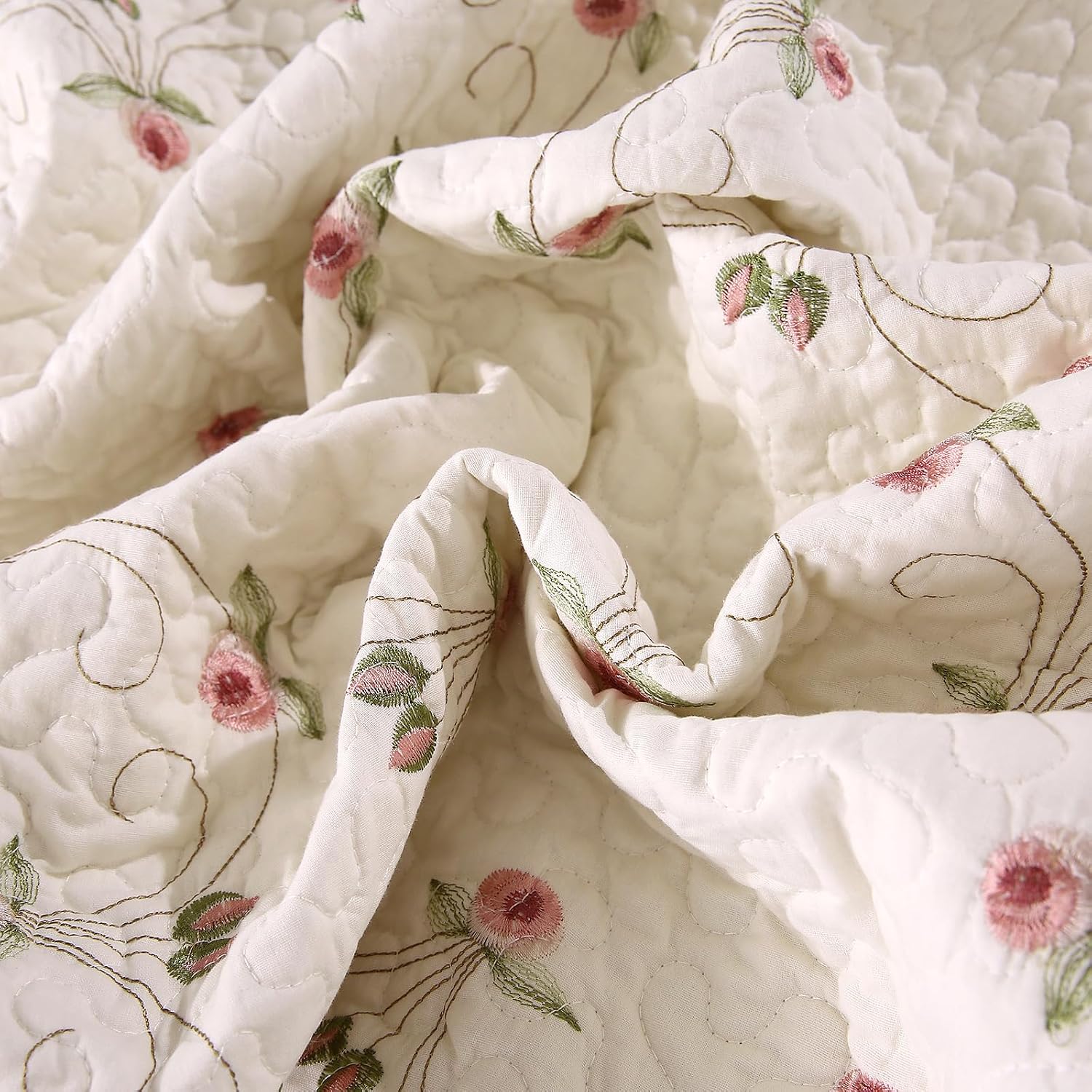 Quilt Set Floral Leaves 3D Embroidery Pattern 3 PCS Cotton Reversible Quilted Embroidered Decorative Bedspreads Coverlet Set, Lightweight &Soft Queen Size Beige Bedding Coverlet for All Season