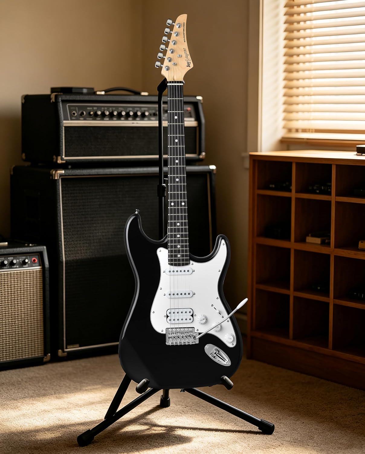 Leo Jaymz Beginner Electric Guitar 39' Kit with Portable Amplifier, Padded Gig Bag, Digital Tuner，Capo，Strap，Picks，HSS Pickups(Black-HSS)