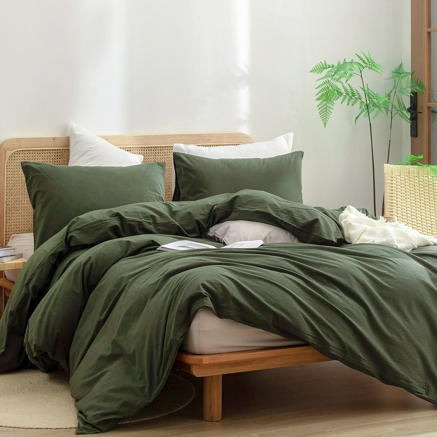 BESTOUCH Duvet Cover Set 100% Washed Cotton Linen Feel Super Soft Comfortable Chic Lightweight 3 PCs Home Bedding Set Solid Olive Green Super King Plus