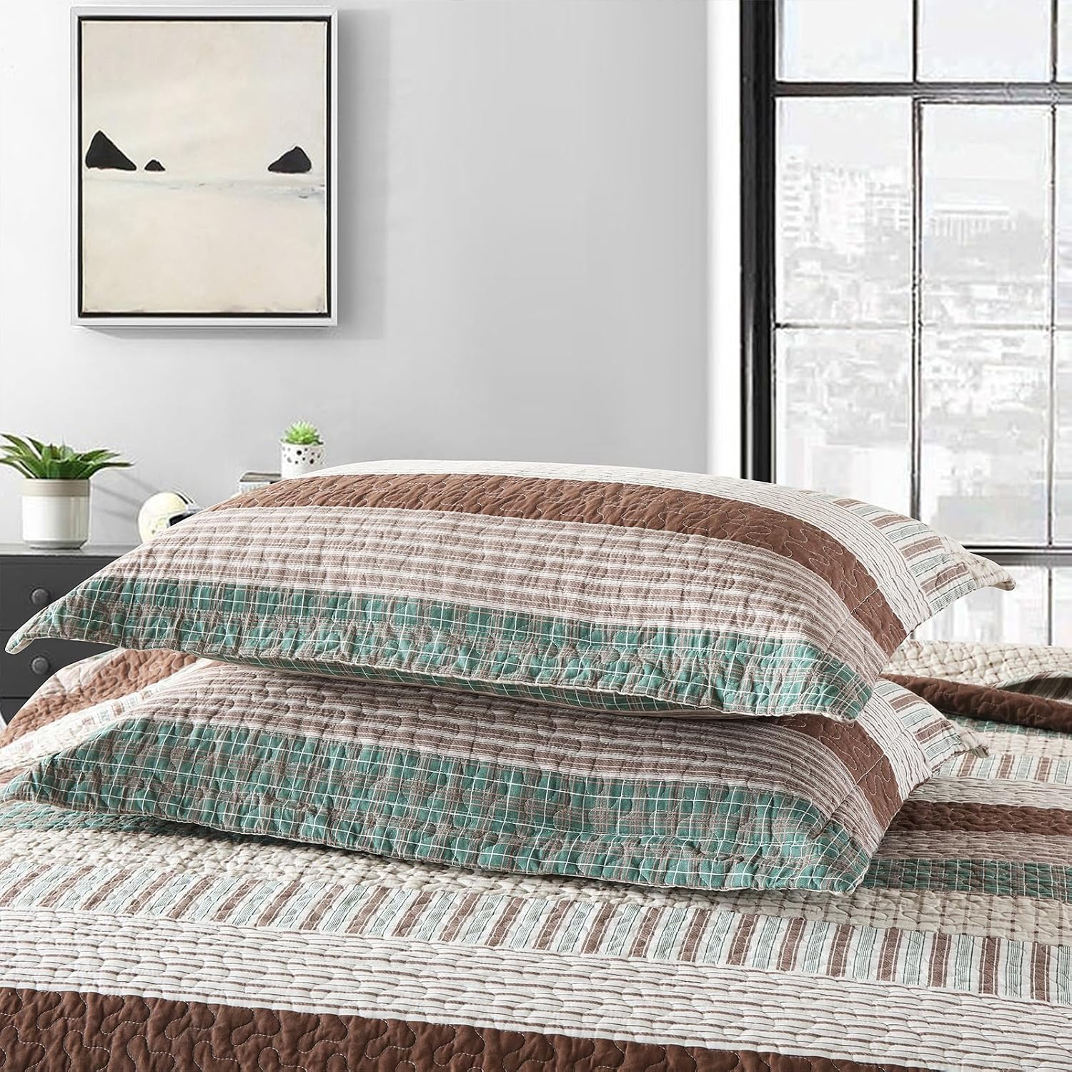 Finlonte 100% Cotton King Size Quilt Set, Patchwork Striped King Quilt Bedding Set Farmhouse Bedspread, Lightweight Quilted Comforter Reversible Bed Spread for All Season, Green/Brown/Beige, 3 Pieces
