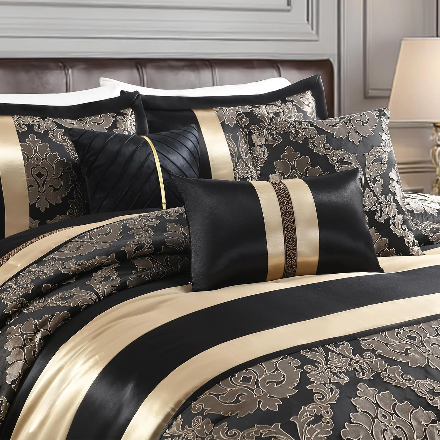 PANGUSHAN 7 Pieces Comforter Set Queen Size, Luxury Silky Elegant Jacquard Fluffy Reversible Bedding Set with Bed Skirt, Shams and Pillows, Bed in a Bag Queen, Down Alternative, Black/Gold