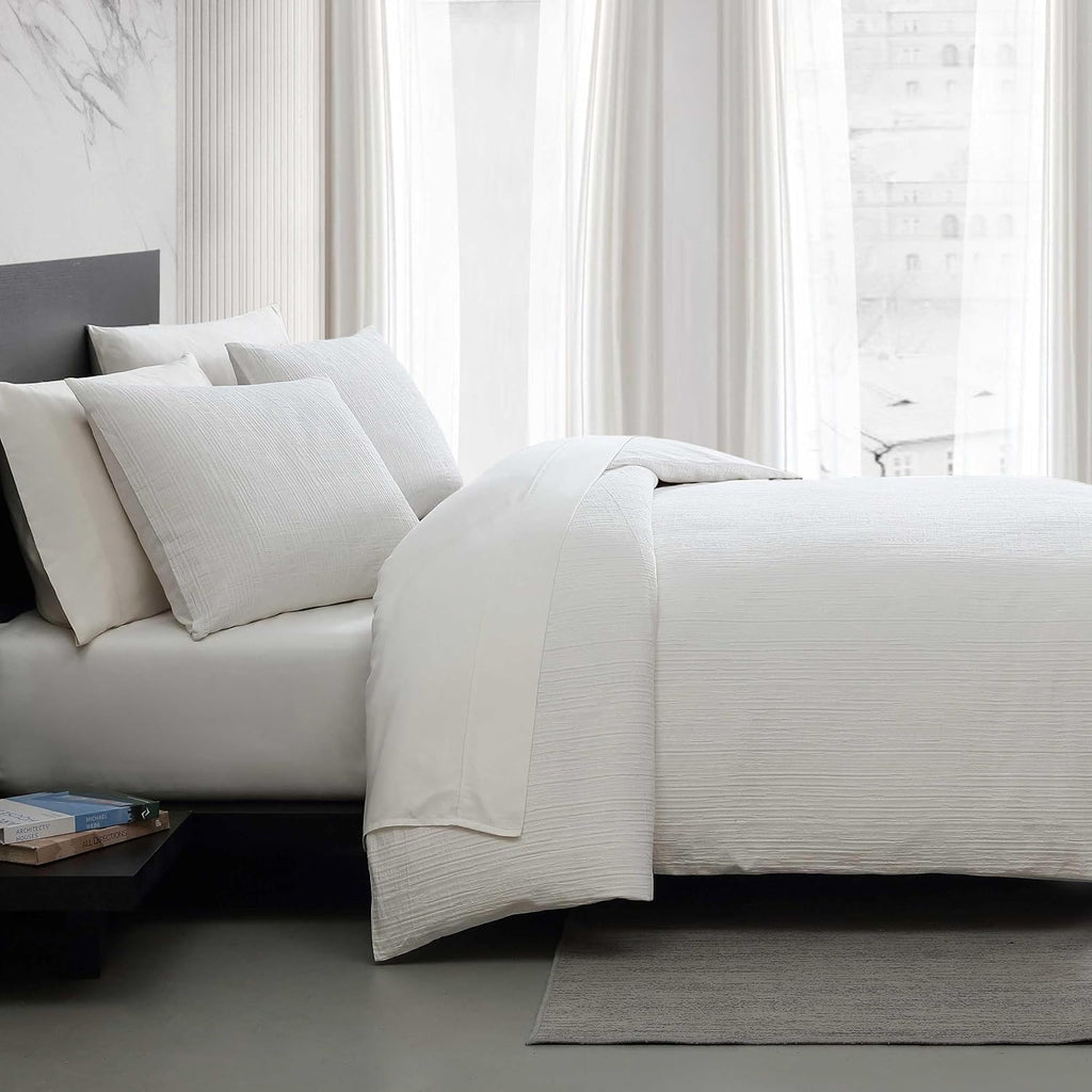 Vera Wang - Comforter Set, Luxurious Bedding Set with Matching Shams, Grid Pattern Design, Chic Room Essentials (Bark Texture White, Queen)