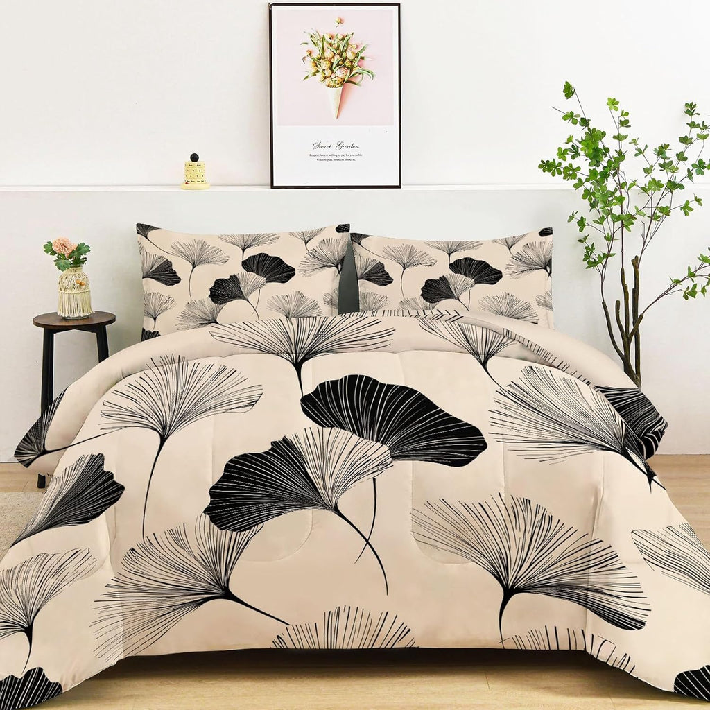 Comforter Set King with 2 Pillowcase, Hand Drawn Graffiti Ginkgo Leaves 3 Pcs Quilted Bedding for Kids and Adults, Soft Fluffy Breathable Microfiber Beige Comforter for Bedroom Decor