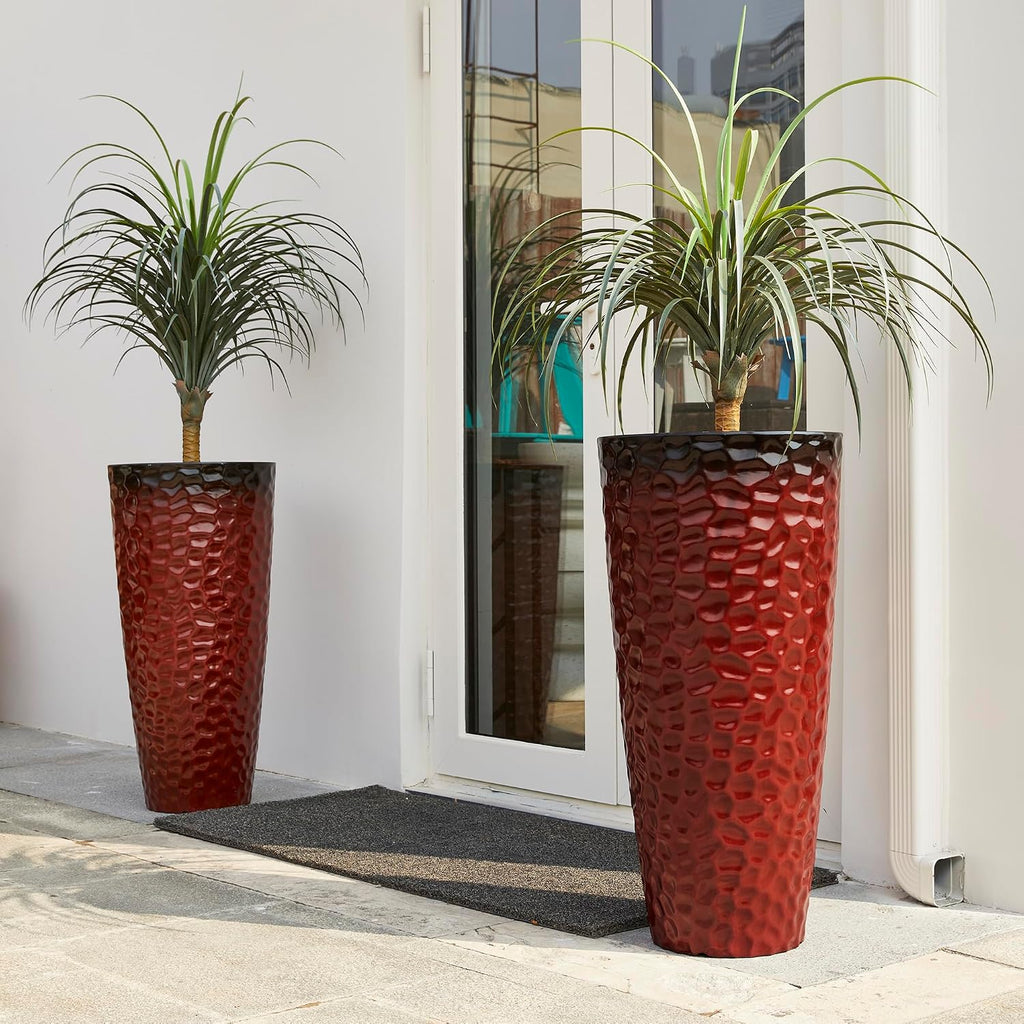 Glitzhome 31' H Large Plastic Tall Planters,Set of 2 Honeycomb Textured Gradient Red Tall Plant Pots with Drainage Holes,Oversized Planters Flower Pots for Indoor Outdoor Front Porch Patio