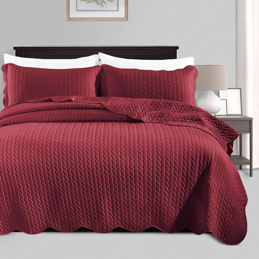 MOONLIGHT20015 Twin Quilt Bedding Set (68' x 86') - Bulk Pack of 10 Wholesale for Hotels, Guest Bedroom & Airbnbs - Lightweight Microfiber Reversible Embossed Quilts Bedspreads (Burgundy)