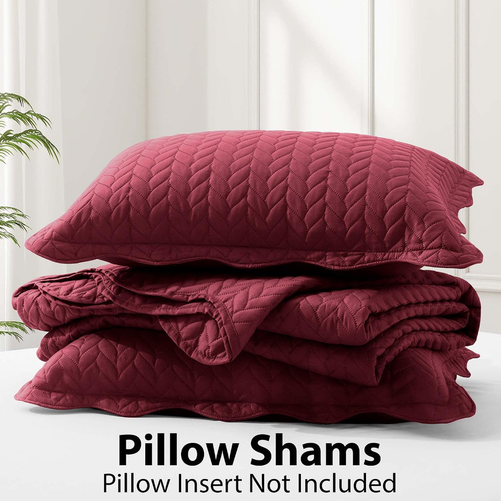 MOONLIGHT20015 Twin Quilt Bedding Set (68' x 86') - Bulk Pack of 10 Wholesale for Hotels, Guest Bedroom & Airbnbs - Lightweight Microfiber Reversible Embossed Quilts Bedspreads (Burgundy)