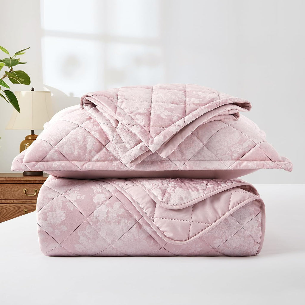 IR Imperial Rooms Velvet King Quilt Size Comforter Bedding Set 3 Pcs - (106'x96') Bedspread Coverlet + 2 Pillow Shams All-Season Quilt Lightweight Diamond Pattern (Baby Pink)