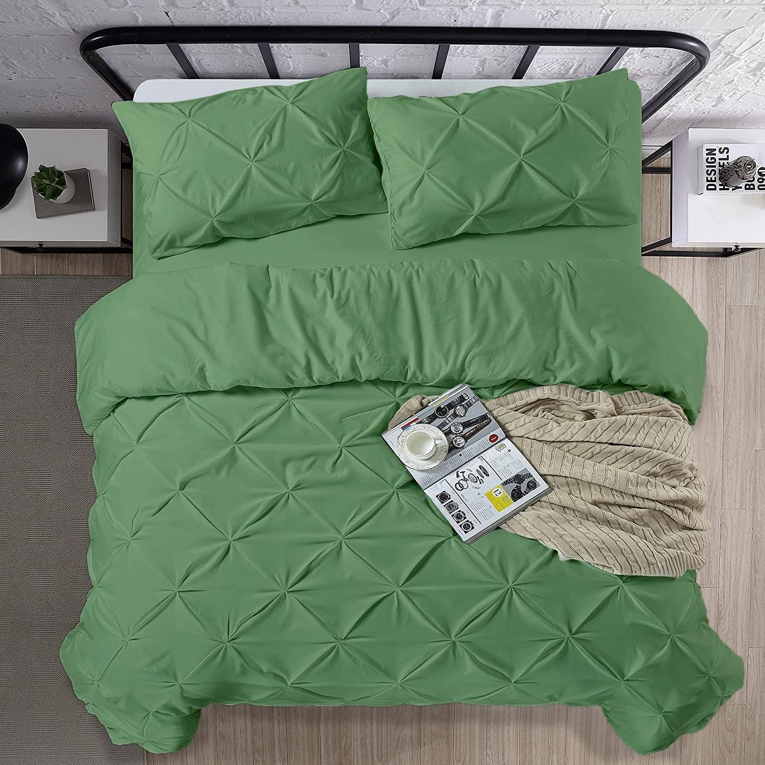 Crown Collection Luxuriate Hotel 1000-TC Hypoallergenic Ultra Soft Design 100% Egyptian Cotton Pinch Plated Duvet Cover with Zipper Colser & 2pcs Pillow Case Set (Oversize 98x120, Moss)