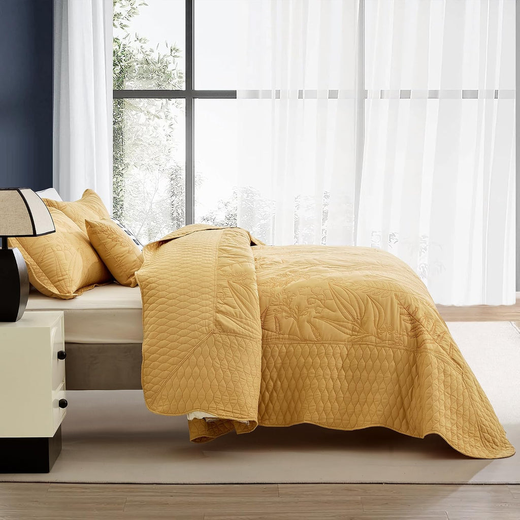 DaisyHuang Botanical Oversized Bedspread King Size - Leaves Pattern Stitching Quilt Set - Elegant & Fresh Style Bedding Coverlets, Reversible, Lightweight, 5 Piece, Honey Gold